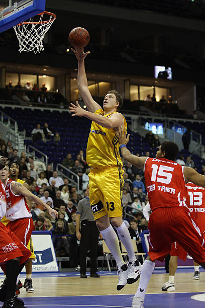 员的天花板 员的天花板